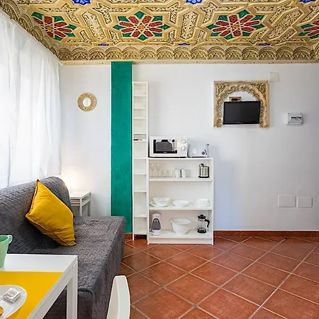 Casablanca Citycenter Young People Only Apartment Malaga